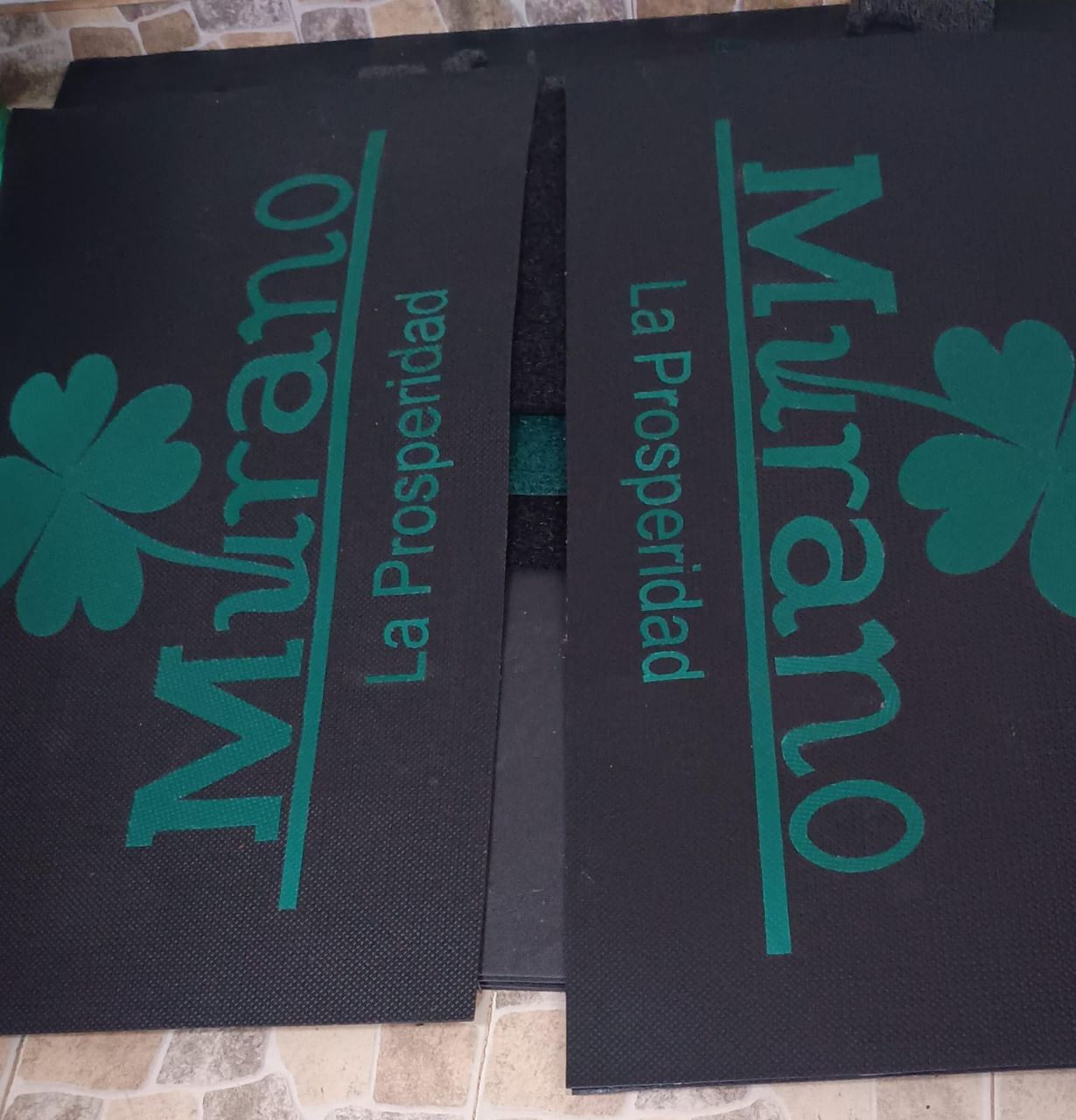 Tapete personalizado Murano La Prosperidad — Conjuntos & Apartamentos