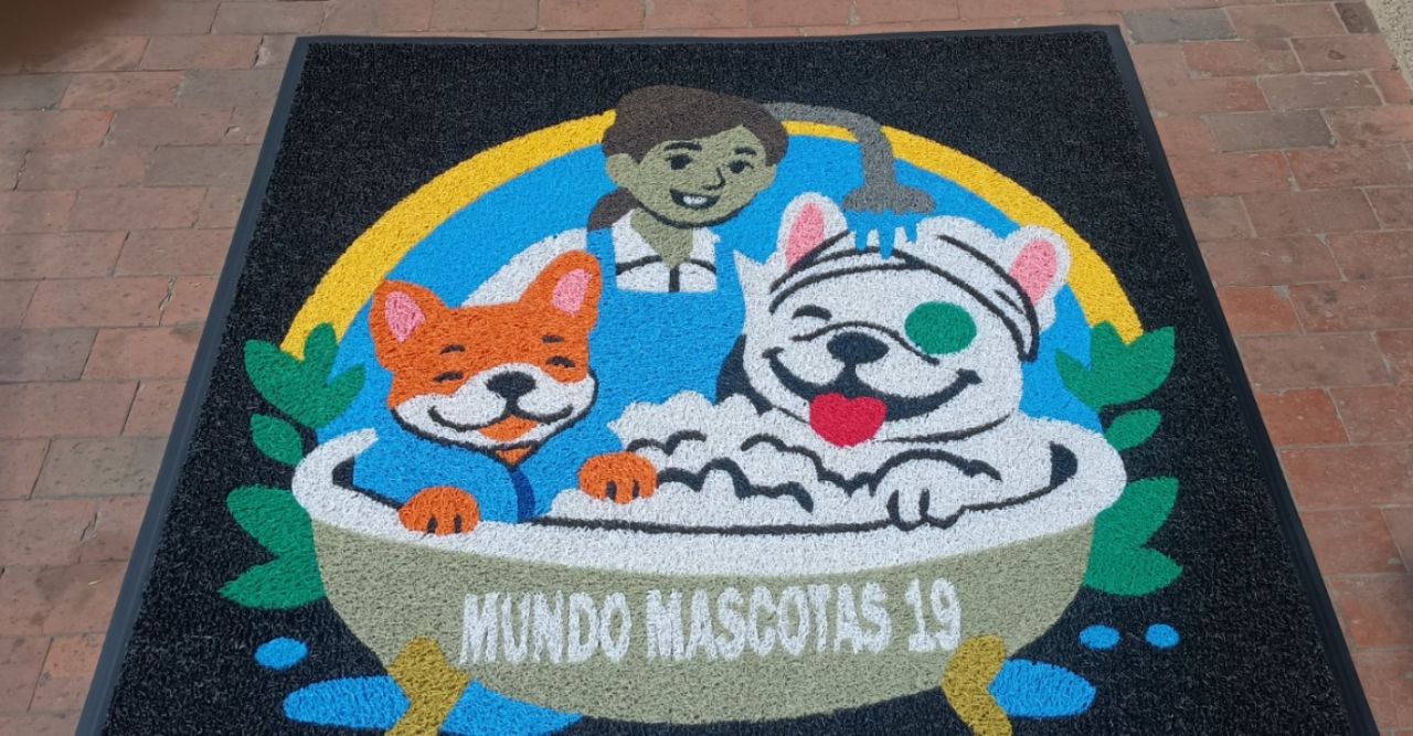 Tapete personalizado Mundo Mascotas 19 — Mascotas & Hogar